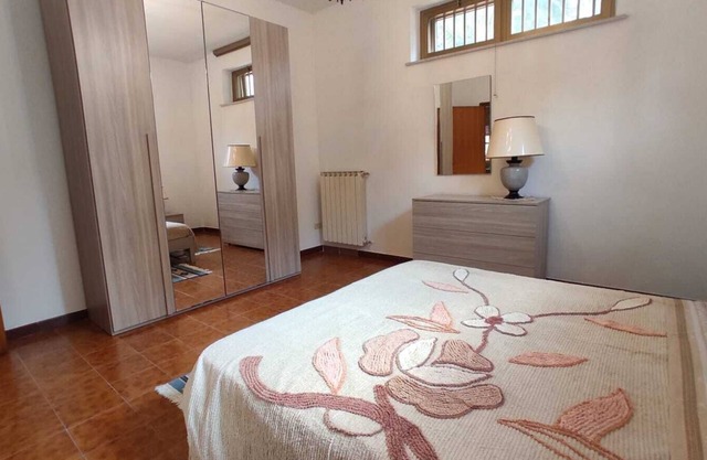 Apartment with garden