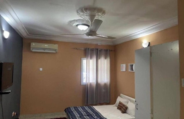 Apartment with Balcony B