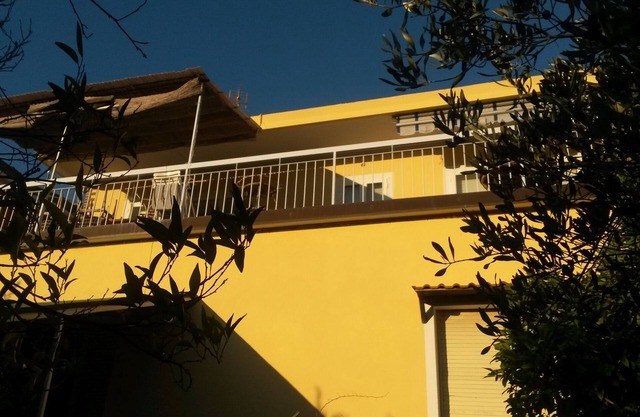 Apartment with large terrace!