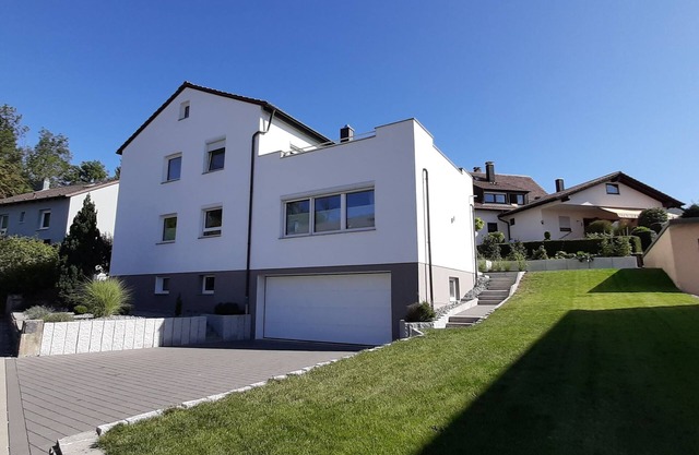 Apartment with roof terrace