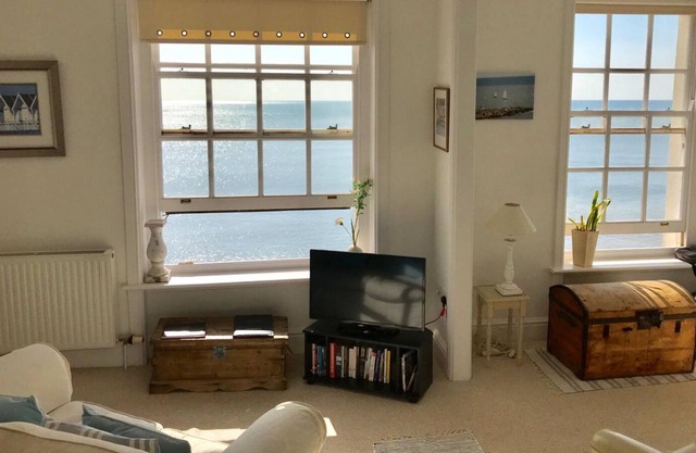 Apartment with stunning sea view.