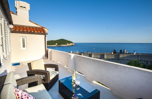Apartment with the amazing view over the Old Town and Lokrum island