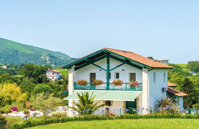 Apartment "Xokoa" with Mountain View, Private Terrace and Wi-Fi