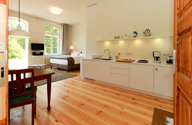 Apartment Zossen - studio with access to the platform terrace