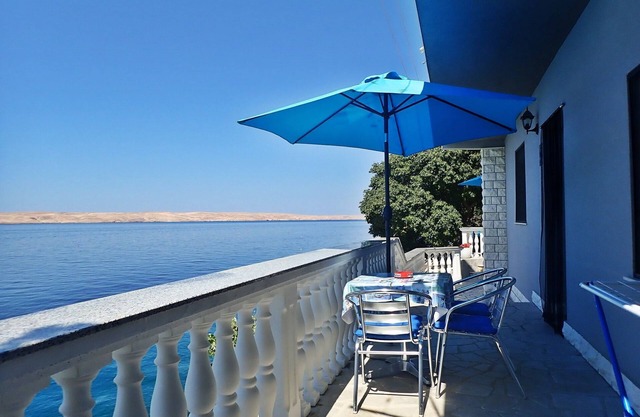 Apartments LILLY BY THE SEA (42016-A2) - Tribanj - Obicaj