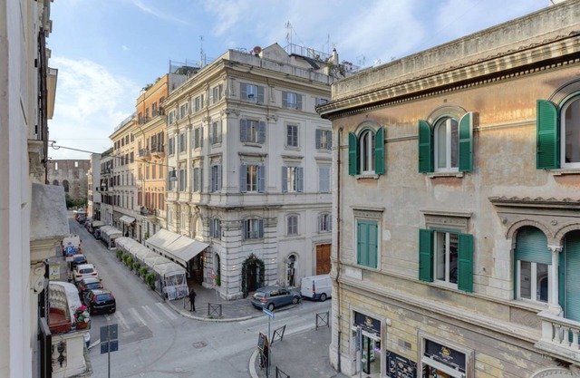APPARTAMENTO SANTI QUATTRO 1 - HOME AND MORE