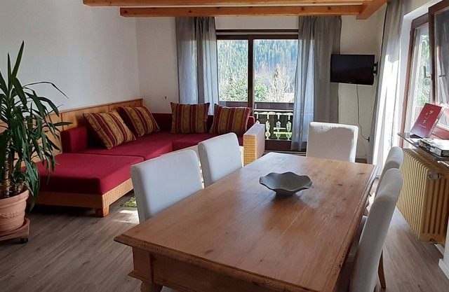 Appartement 10, 80qm, Balkon, 2 Schlafzimmer, max. 6 Personen