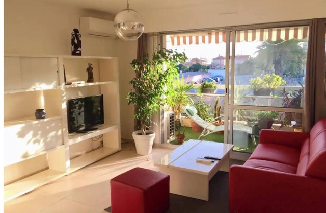 Appartement 2 pièces, 200m de la mer, Piscine