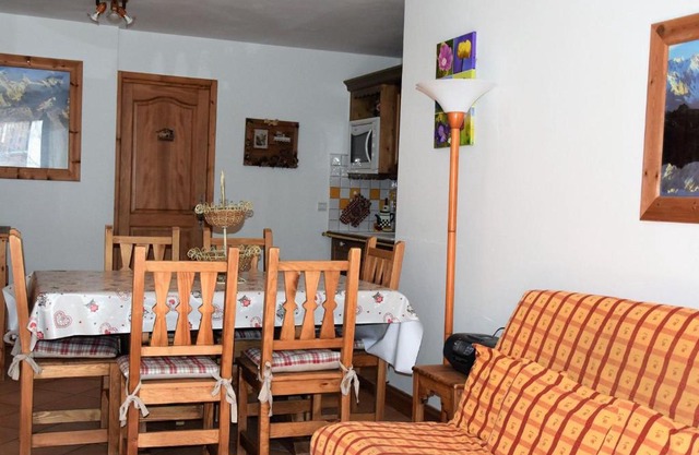 Appartement 3 pièces avec terrasse près des pistes - FR-1-464-63