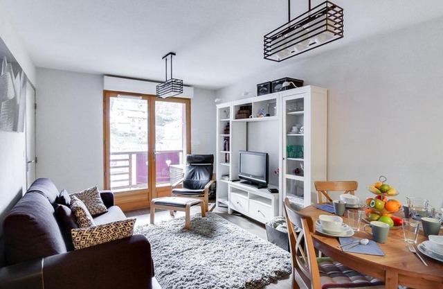 Appartement 6 personnes avec parking et wifi à Barèges - FR-1-403-78