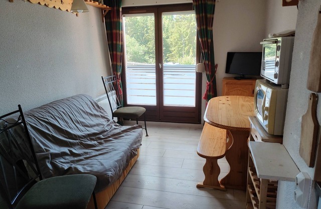 Appartement F2 à 100 Mètres des Pistes à Hirmentaz