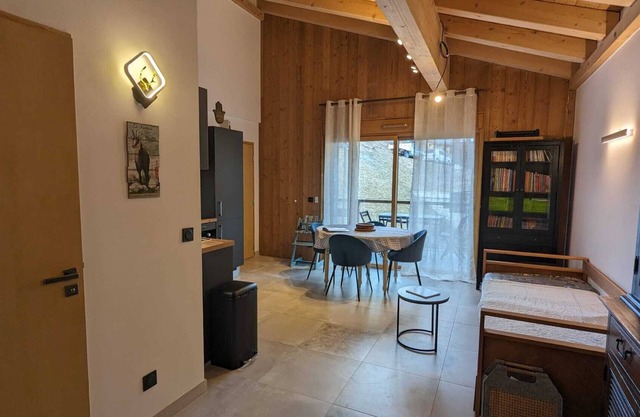 Appartement Flambant Neuf à Combloux au Pied des Pistes, Idéal Pour les Familles