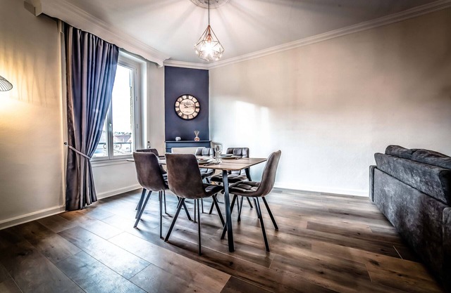 ★ Appartement Elégant ★ Parking ★ Lit King Size