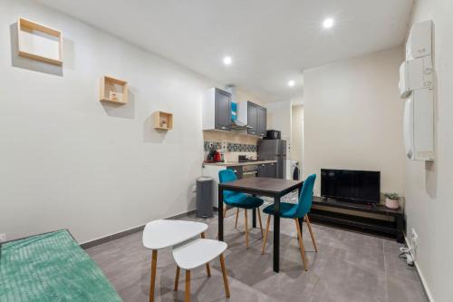 Appartement RDC avec parking au centre-ville