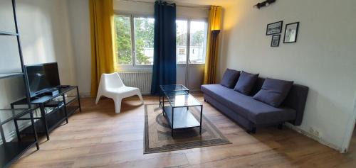 Appartement calme 3 chambres avec lit double Wifi - Parking facile