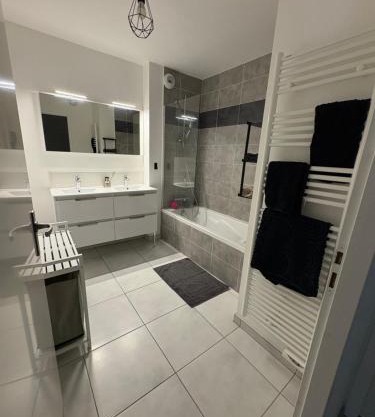 Appartement luxueux à 4 minutes de l'aéroport de genève