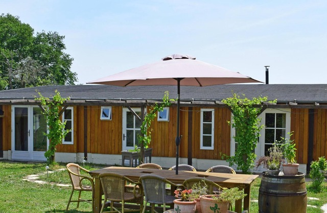 appartement on small holiday estate with pool