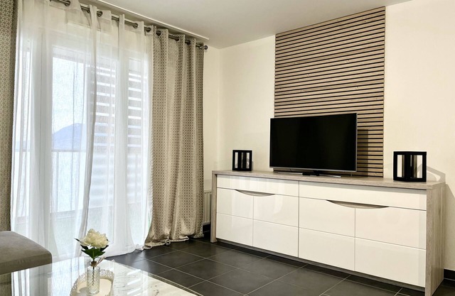 Appartement T2 vu Panoramique sur Annecy