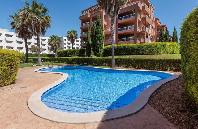 Apt Bonheur, With Wi-fi and communal pool in Praia da Rocha