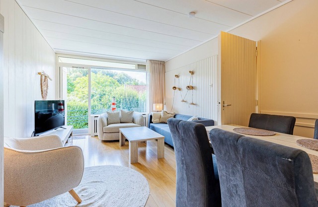 Apt - Burg. van Woelderenlaan 100-23 | V