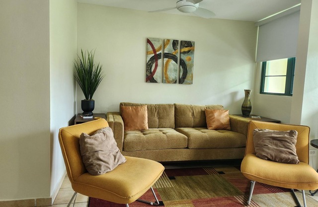 Aquatika 7302 Ocean View- 3 bdrm condo - steps to beach!