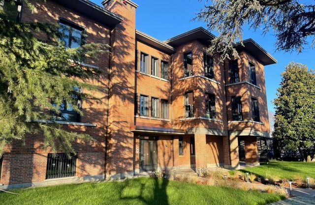 AR Living Colletta Exclusive Apartment E1