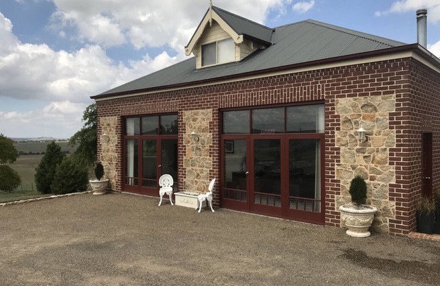 *Arabella Guest House*