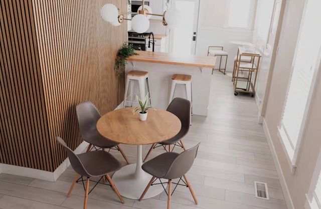 Arianna's Modern Makeover [5 Beds 2 Baths]