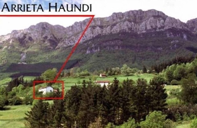 Arrieta Haundi. Apartment at the foot of Aizkorri-Aratz
