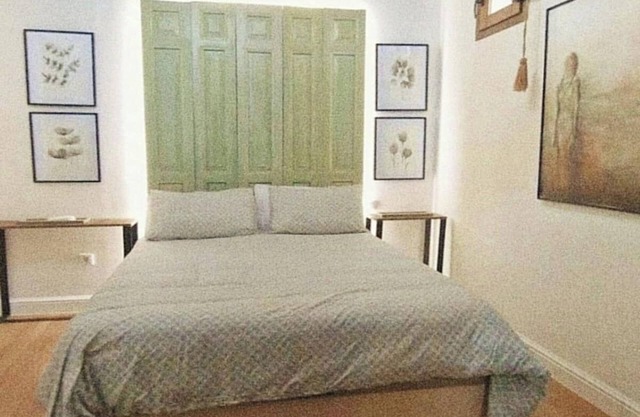 Artistic Wooden Flat in Guadalajara Center
