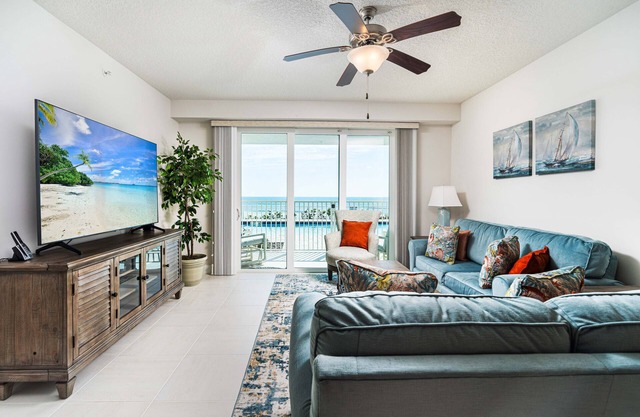 Aruba Condo - First Floor Oceanfront #105