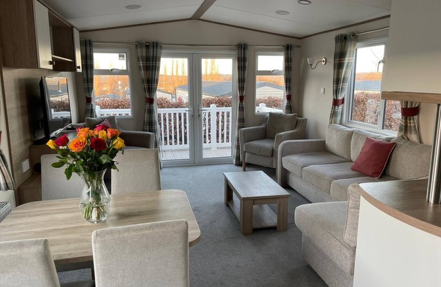 Arum dog friendly caravan on Rockley Park, Poole