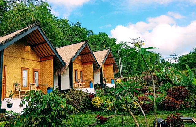 Aryasuta Bungalow