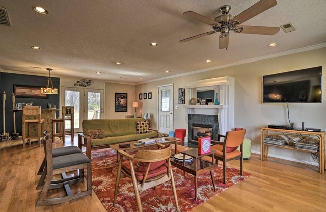 AS SEEN ON TV- Featured on The Tar Heel Traveler,May 27 2019