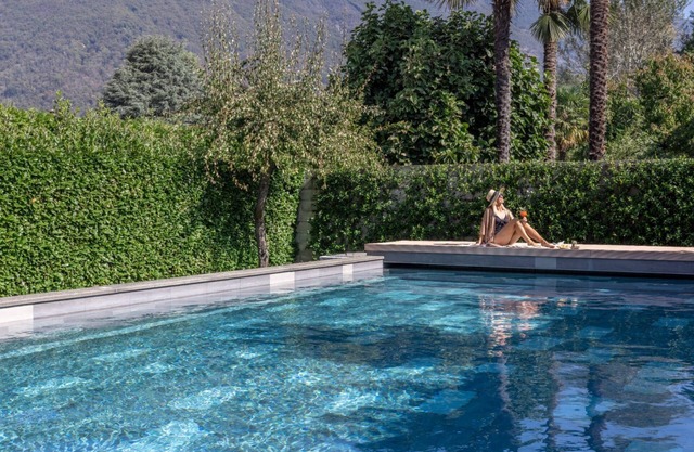 Ascona Lodge, Pool & Garden Retreat