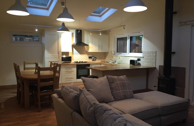 Ash Lodge @ Shellow Lane Lodges