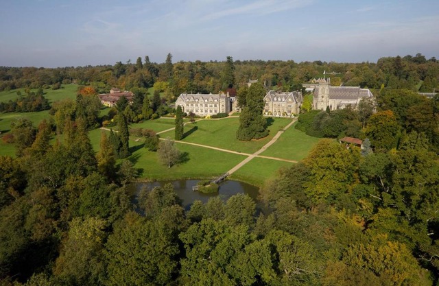 Ashdown Park Hotel