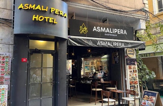 ASMALI PERA HOTEL