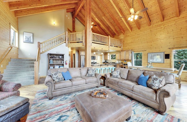 Aspen Lodge in Brian Head - Sleeps up to 25!