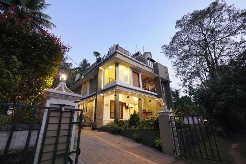 Athirapilly Ontherocks