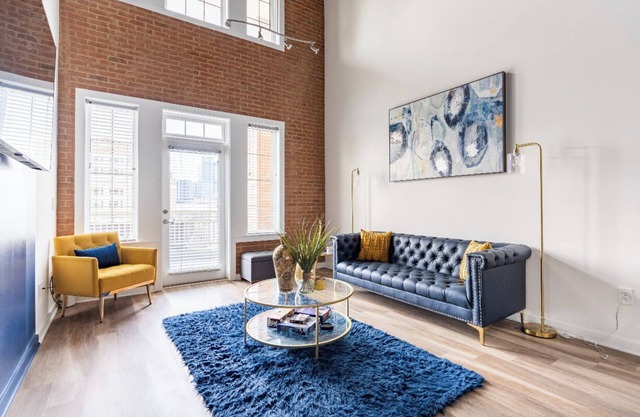 Atlantic Station Cozy Condo 2BR 2BA Sleeps Up To 8 !
