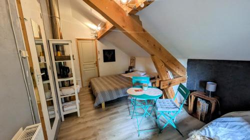 Au bon endroit - Chambre chez l'habitant - Via Rhona