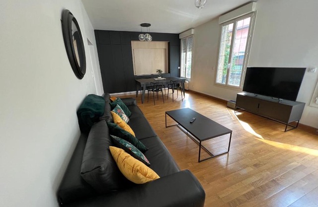Au Cœur de Coty Le Havre 3 chambres et billard 90m2 - Les Appartements Océane
