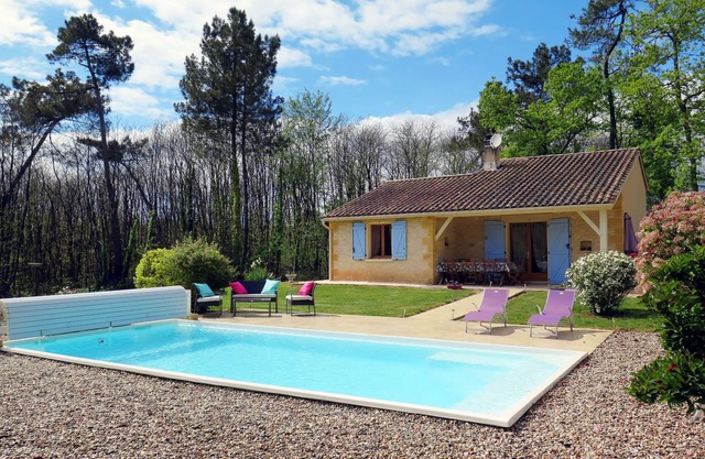 Au Cayroux by Interhome