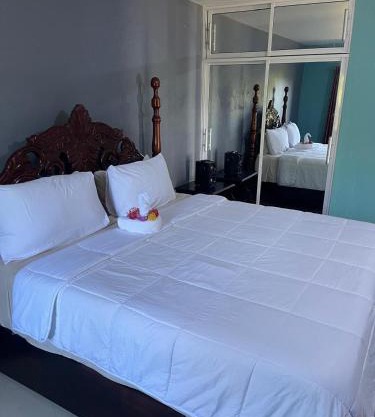 Auglo Villa