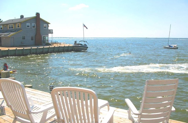 AUGUST 23 WEEK REDUCED 2K! BAYFRONT. HOT TUB. Amazing Views, Surf City