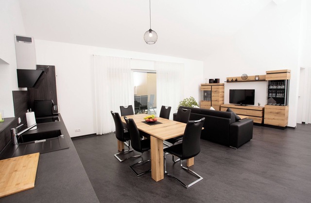 Auszeit in der Natur. Gemütliche Ferienwohnung mit Balkon