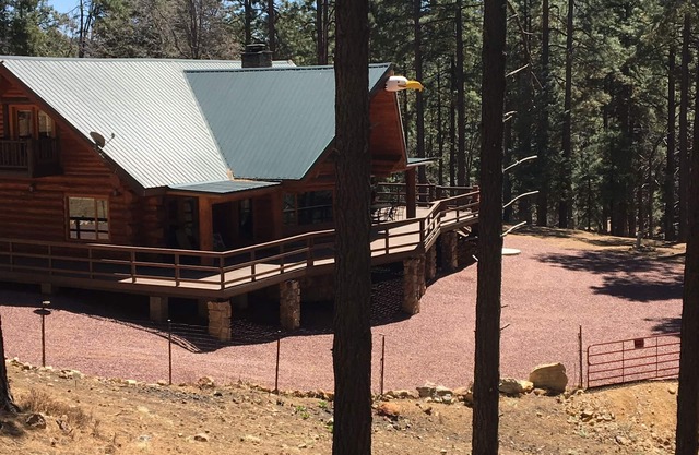 Authentic Log Cabin in the cool pines less than 2 hours from Phoenix.