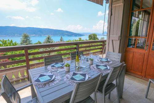 Aux Grillons - Surplombez les eaux cristallines - LLA Selections by Location Lac Annecy