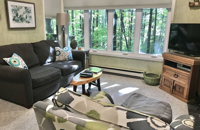 AVAILABLE - August 27 +28